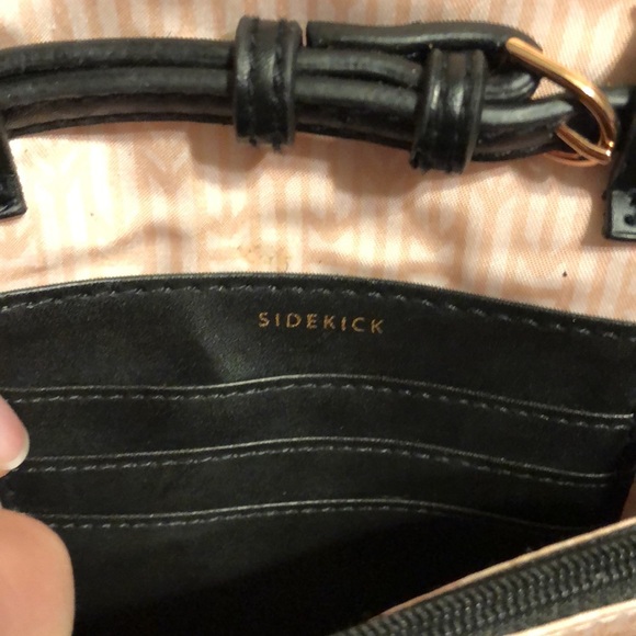 Small clutch/crossbody - Picture 4 of 6